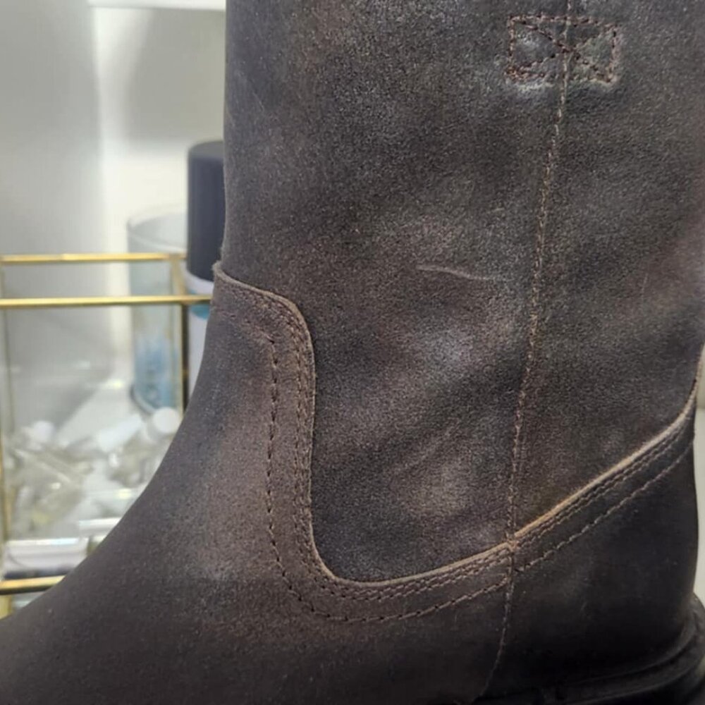 FRYE chocolate brown moto lug sole booties- new without tags - Picture 5 of 8